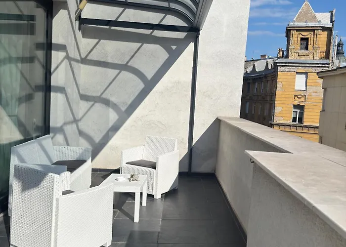 Center Penthouse Appartamento *