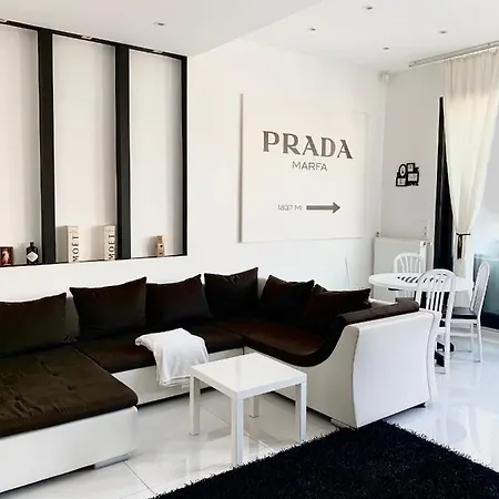 Center Penthouse